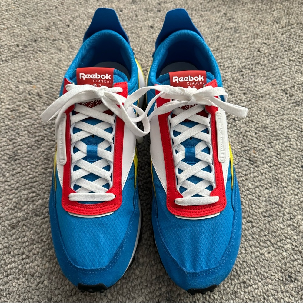 [REEBOK] EUC Men’s Classic Leather Legacy Trainers